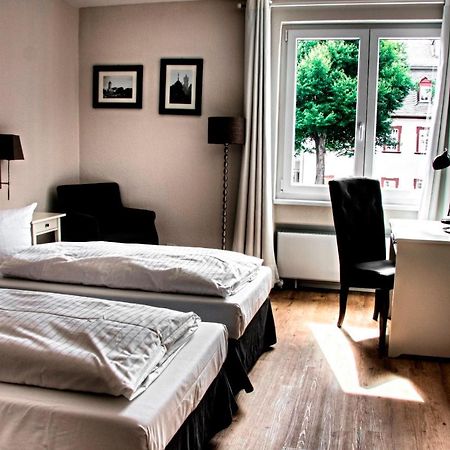 Hotel Bartmanns Haus Dillenburg Esterno foto