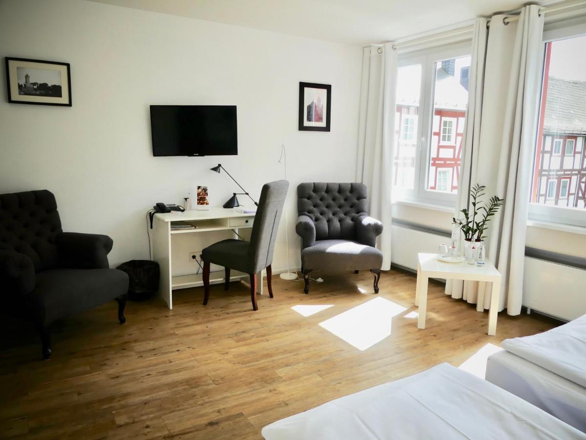 Hotel Bartmanns Haus Dillenburg Esterno foto